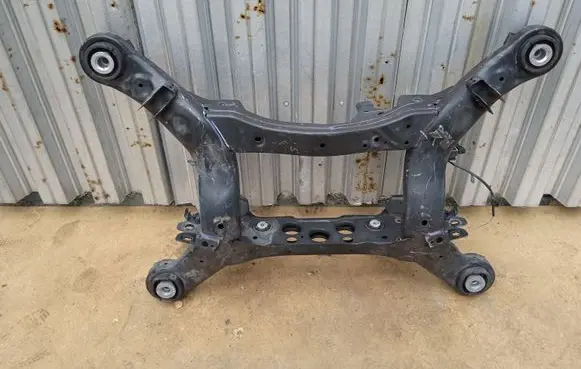 Mercedes-Benz GLE (W166 - C292) Rear subframe 