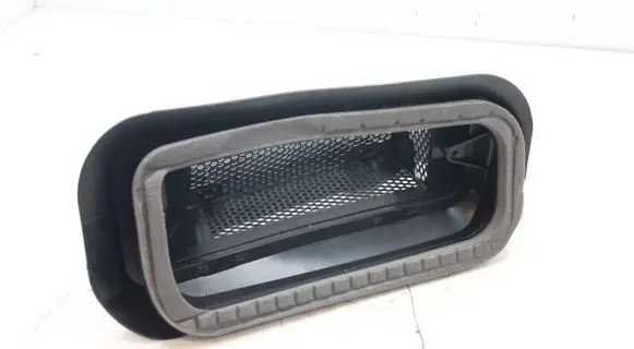 BMW X5 G05 Cabin air duct channel 9389370MWGK3006 9389370