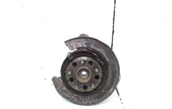 Honda CR-V Rear wheel hub spindle/knuckle 