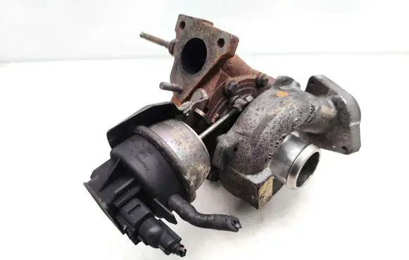 Audi A5 8T 8F Turbo 03L145702E