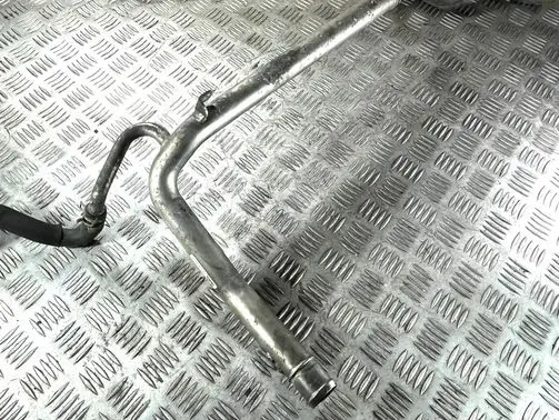 Volvo V60 Engine coolant pipe/hose 31439784
