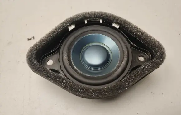 Mercedes-Benz ML W164 Panel speaker A1648201502