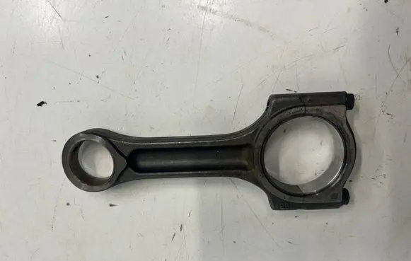 Nissan Qashqai Connecting rod/conrod 