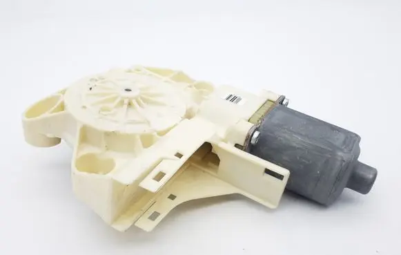 Ford Focus Front door window regulator motor 4M5T14553 0130822216