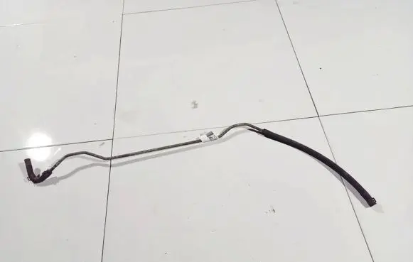 Mercedes-Benz B W245 Engine coolant pipe/hose