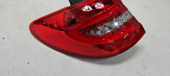 Mercedes-Benz B W246 W242 Rear/tail lights A2468200664