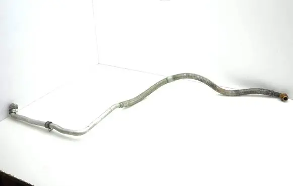 Maserati Quattroporte Oil fill pipe 