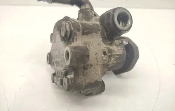 Volkswagen Caddy Power steering pump 1J0422154B