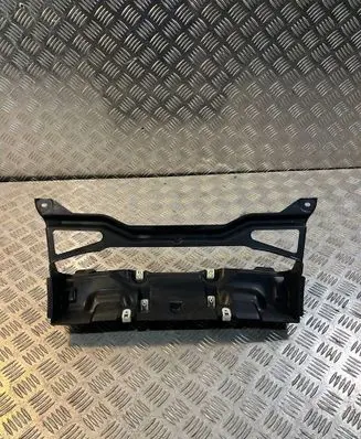BMW i3 Intercooler air channel guide 51747294627