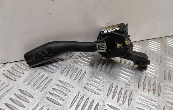 Audi A3 S3 A3 Sportback 8P Indicator stalk 8P0953513E