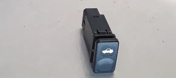 KIA Sportage Tailgate opening switch 970924