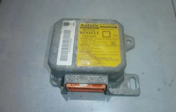 Renault Megane I Airbag control unit/module 7700414090f
