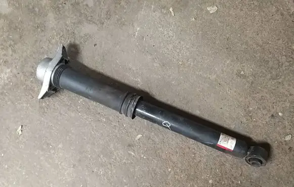 Rear shock absorber/damper