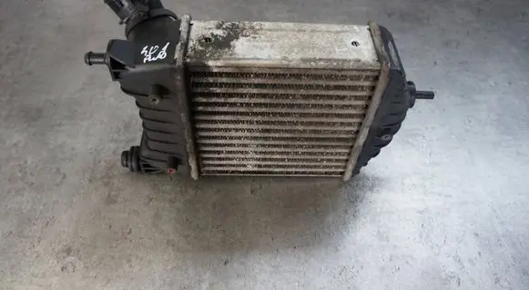Fiat Punto (188) Intercooler radiator 1701812