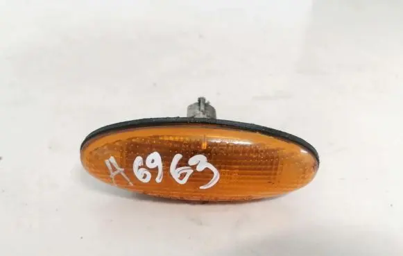 Mazda 323 Front fender indicator light 0464120 046-4120