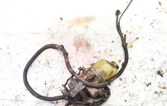 Opel Astra G Power steering pump 1040085003094d0 104-0085-003-094d0