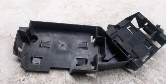 Volkswagen Caddy Other body part 2K5959507A