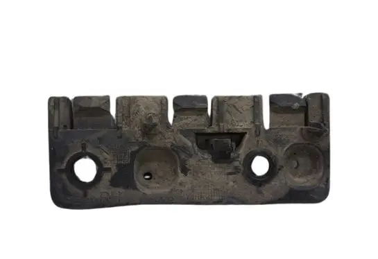 Volvo XC90 Fender mounting bracket 31378135