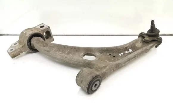 Volkswagen PASSAT B6 Front lower control arm/wishbone 3C0407153B 3C0407151E