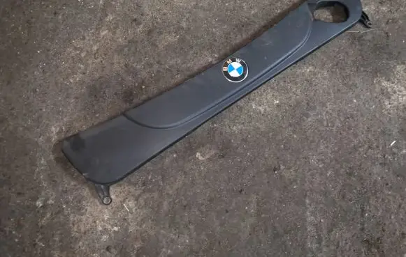 BMW 5 E60 E61 Engine cover (trim) 11147801282