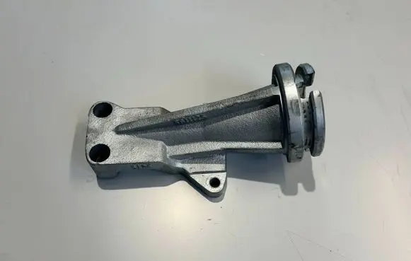 BMW X1 F48 F49 Engine mounting bracket 5611125