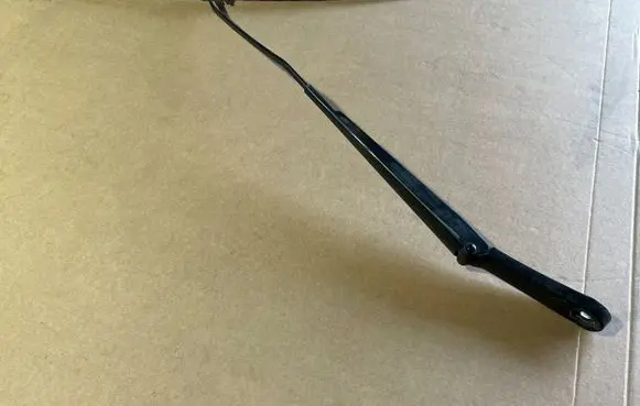Volkswagen Transporter - Caravelle T5 Front wiper blade arm 7E2955409A