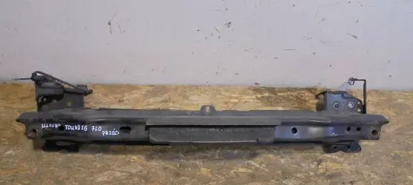 Volkswagen Touareg I Front bumper support beam 7L0807103