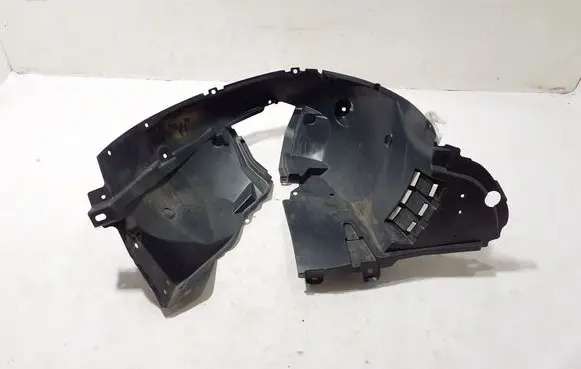 Renault Kadjar Front wheel arch liner splash guards 638407978R