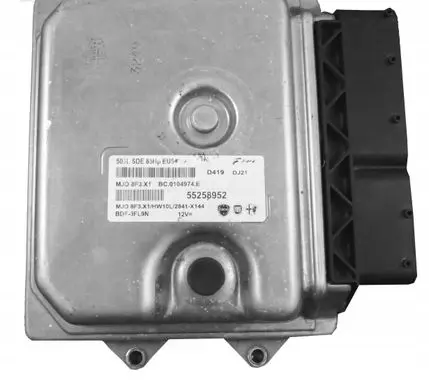 Fiat 500L Engine control unit/module 55258952 MJD8F3X1