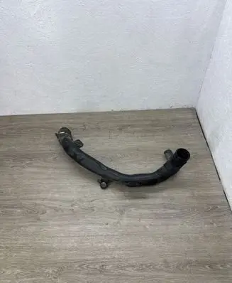 Volkswagen Tiguan Intercooler hose/pipe 5N0145840G