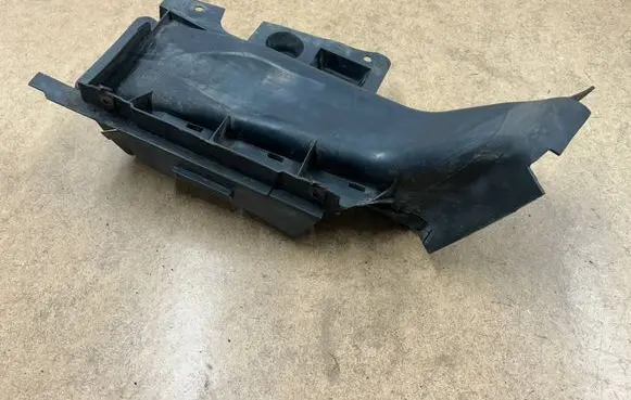 BMW 3 E46 Brake cooling air channel/duct 51718197927 8197927