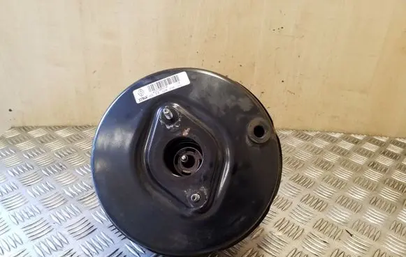 Dacia Sandero Brake booster 472108901R
