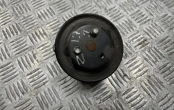 Opel Zafira B Water pump