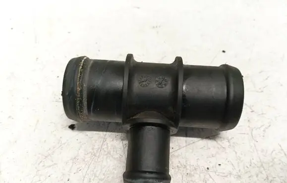 Skoda Superb B6 (3T) Engine coolant pipe/hose n906929