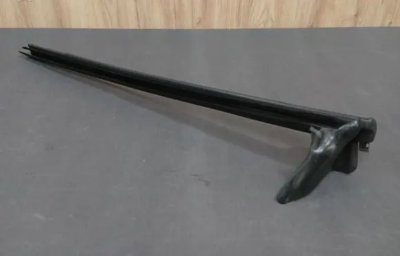 Mercedes-Benz E A207 Rear door rubber seal (on body) 2076700439 A2076700439