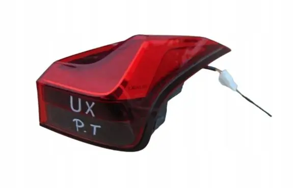 Lexus UX Rear/tail lights