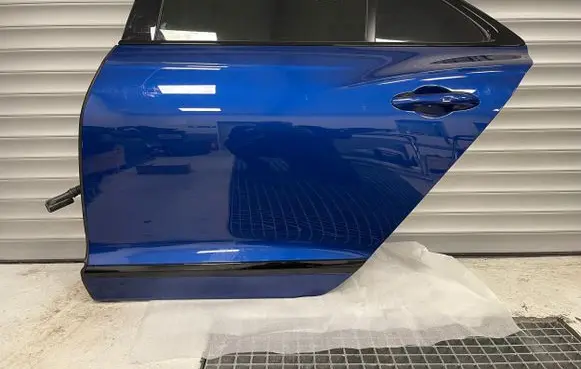 Bentley Flying Spur Rear door