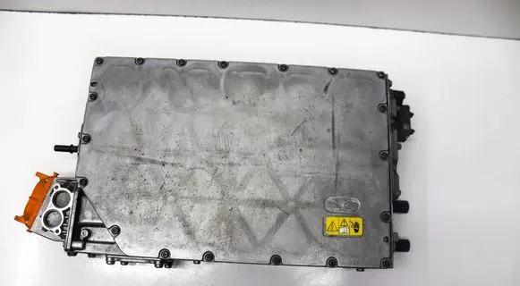 Land Rover Range Rover Sport L461 Voltage converter inverter L8A275522AK