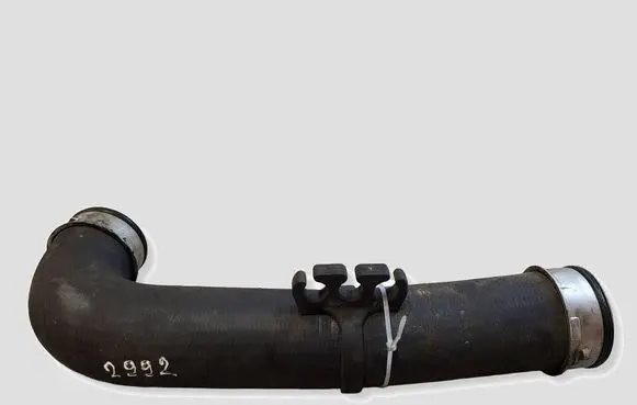 Volkswagen Golf V Intercooler hose/pipe S20253A