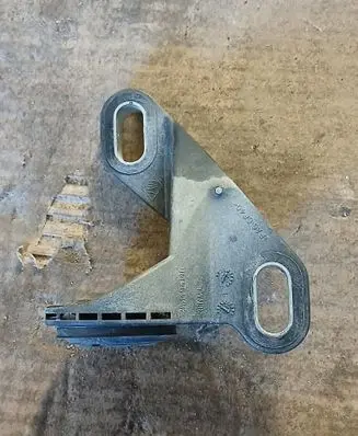 Renault Megane IV Radiator mount bracket 215149414R