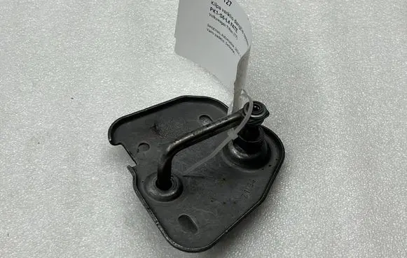 Volkswagen T-Roc Engine bonnet/hood lock/latch loop/hook 3V0823185A