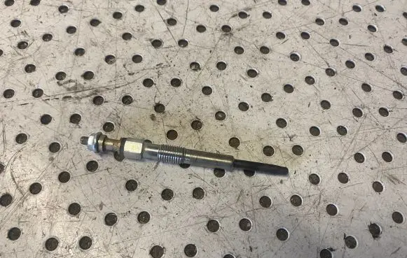 Ligier JS 50 Glow plug 