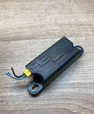 Mercedes-Benz E W211 Airbag deployment crash/impact sensor A0038200726