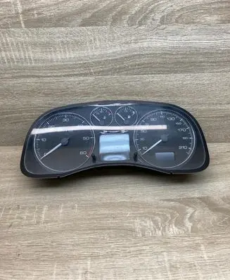 Peugeot 307 Speedometer (instrument cluster) P9654485280