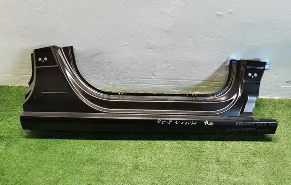 Peugeot 308 Pillar (middle) 1680537880-DANEK 1680537880