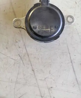 Toyota Highlander XU70 Camshaft vanos timing valve 209701N