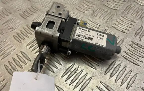 KIA Sportage Seat adjustment motor 88583F2000