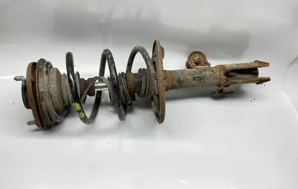 Toyota RAV 4 (XA30) Front shock absorber with coil spring