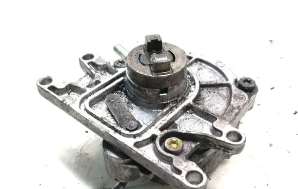 Opel Astra G Vacuum pump 24406132