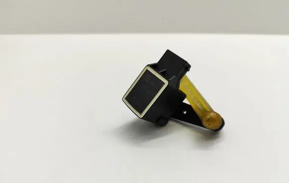 BMW 5 E60 E61 Headlight/headlamp level sensor 1093698 6772727 37146772727